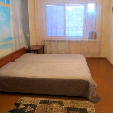 ОБОЛОНЬ. Роздільна 2-х кімнатна, ст. метро Оболонь, Мінська.