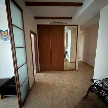 Продаж 3х кім. квартири з шикарним плануванням, вул. Грушевського