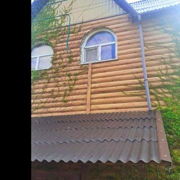 Дачна ділянка з будинком