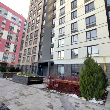 Велика євродвокімнатна квартира в центрі! Центральний парк! ЖК Нові метри
