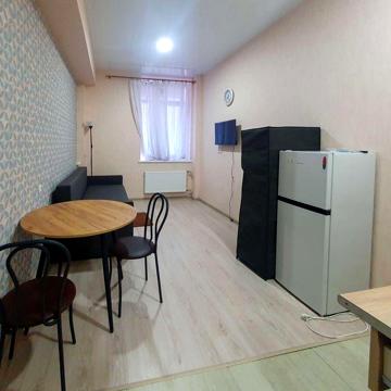 Сдам квартиру район ТЦ Французский бульвар, ЖК Париж, первый этаж