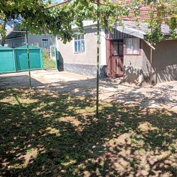 Продам будинок дачу в селі терміново