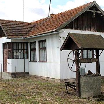 Продам будинок з земельною ділянкоюв Коломиї