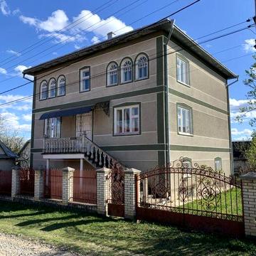 Продам будинок в Кіцмані вул. Чагор 21