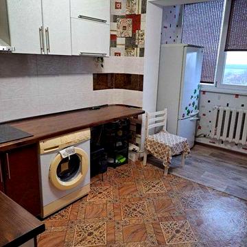Прекрасная двухуровневая квартира в Теплодаре
