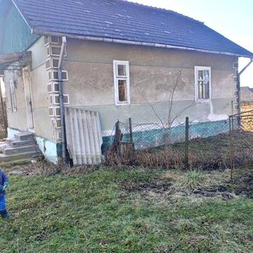 Будинок в селі Болозів