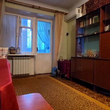 Богдана Хмельницького просп. (Героїв Сталінграда), 126