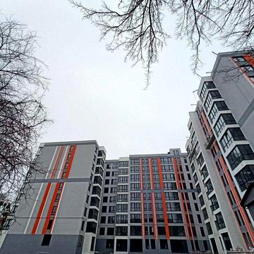 Продаж 2к квартири 79 кв. м на вул. Привокзальна