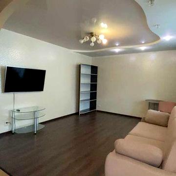 Продаж 3-кімнатна квартира чешка
