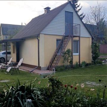 Колонщина. Будиночок з виходом на озеро