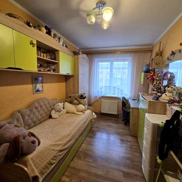 Трикімнатна (чешский проект)