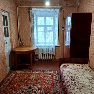 Здаю півбудинку на Богополі.