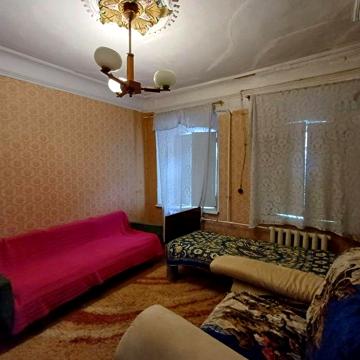 Здаю півбудинку на Богополі.