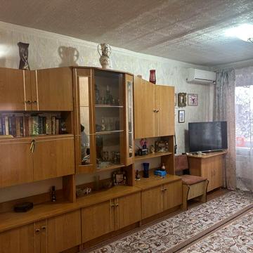 Продам 1 комнатную квартиру в центре города . ЖК Осбб