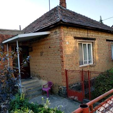 Продам будинок в Ужгороді