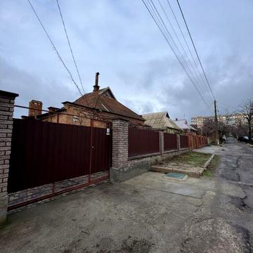 Продам Дом на Карачунах Центрально городской район.