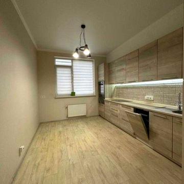 Продам 2- х ком в 20-й Жемчужине Кадор на Сахарова