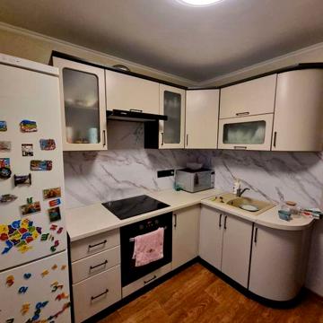 Продам 2К квартиру м.Обухів вул.Київська з ремонтом