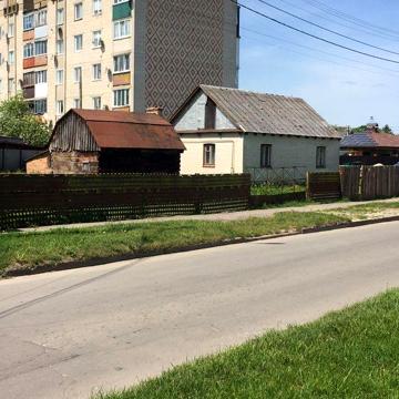 Продам будинок,земельна ділянка