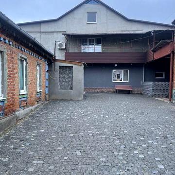 Продам дом недалеко от центра