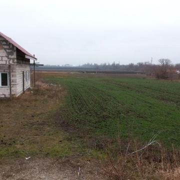 Продам недобудову та участок