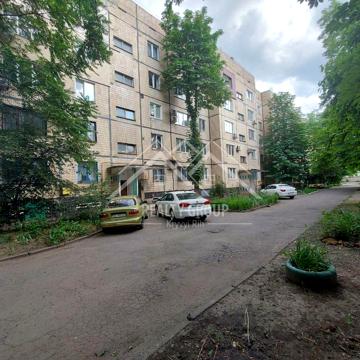 Українська вул., 61