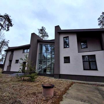Будинок Ірпінь р-н Адмірал клуб .З новим ремонтом . 374м.2, уч.50сот.