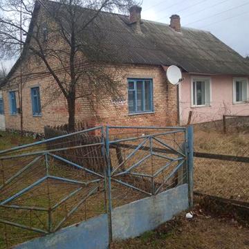 Будинок житловий половина