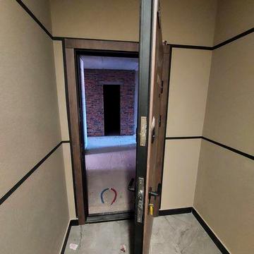 Двокімнатна квартира, зданий будинок! Виїзд на Київ!