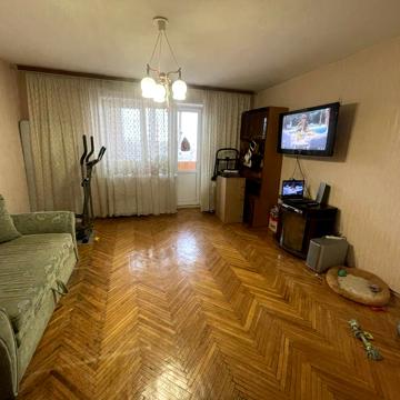 Продам 3-к кв Старосельська буд. 26 М Лівобережна Дарниця