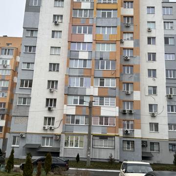 Домобудівельна вул., 9