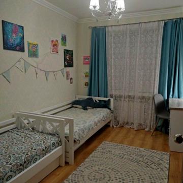Харківська вул., 33