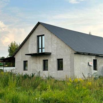 Частина будинку з ділянкою 20сот. в центрі