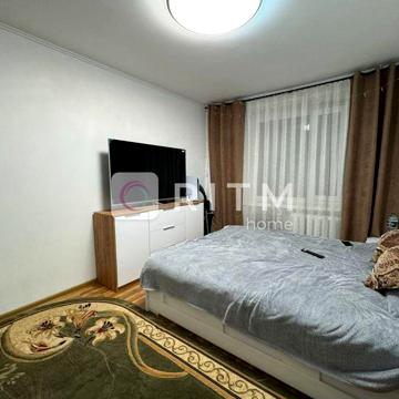 Продаж 2-к. квартири з ремонтом на вул. Широкій