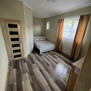 Продається квартира в центрі міста вул.Берчені