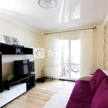 Продаж 2-кімнатна квартира в центрі!