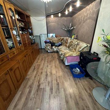 Продається 2 кімнатна квартира в Саксаганському районі .