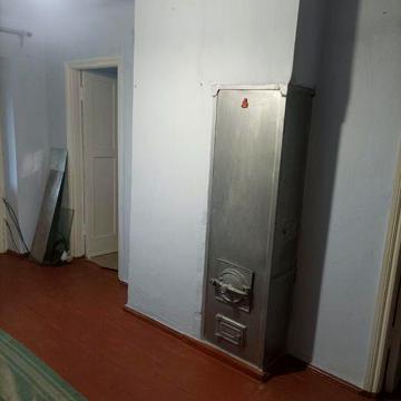 Продам трьох кімнатну квартиру