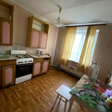 Трикімнатна здорова квартира у Підгородній