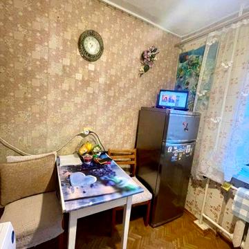 Продаж 2к кв мХолодна Гора Новобаварський пр.т