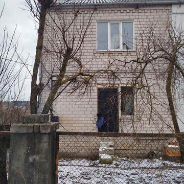 Продам будинок в передмісті