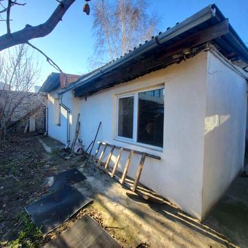 Продам дом на Антоновича