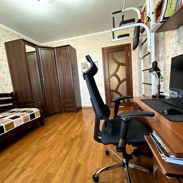 З кімнатна квартира м. Самар Дніпропетровська область