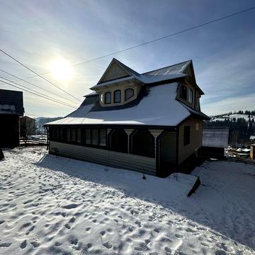 Продається будинок в Яблуниці Буковель