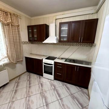 Миколи Закревського вул., 42а