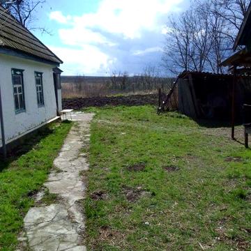 Продаю у Чеснополі будинок до річки Синюха