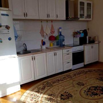 НМ Продам 2-кімнатну квартиру 78м.кв. з ремонтом на Чайковського