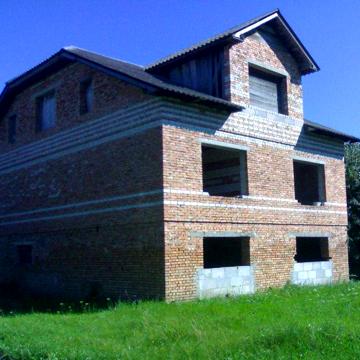 Продам будинок у гірській місцевості