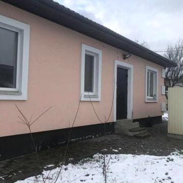 Продам будинок р-н Пекарня.
