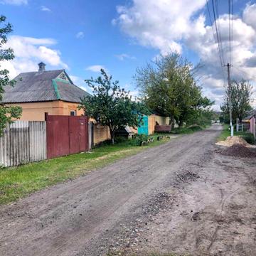 Продам будинок в передмісті Харкова